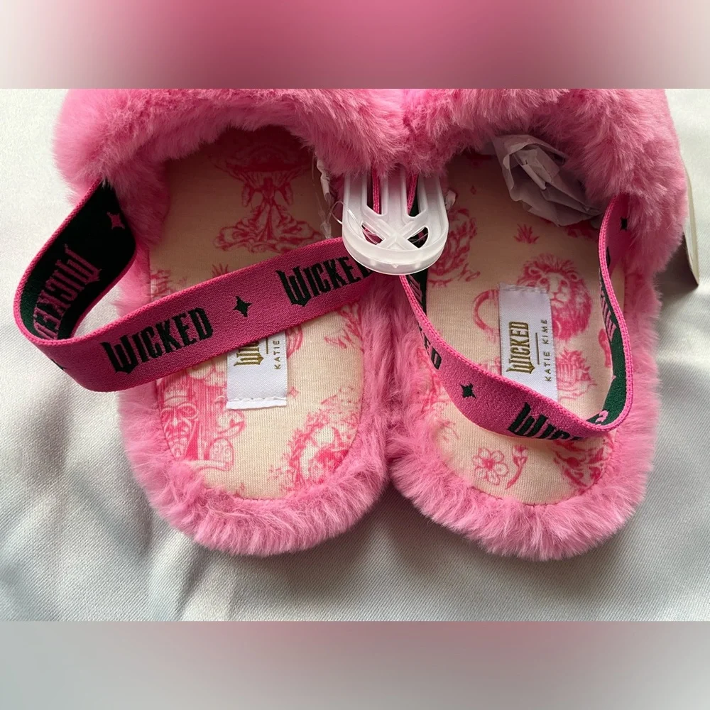Girls' Wicked x Katie Kime Slippers